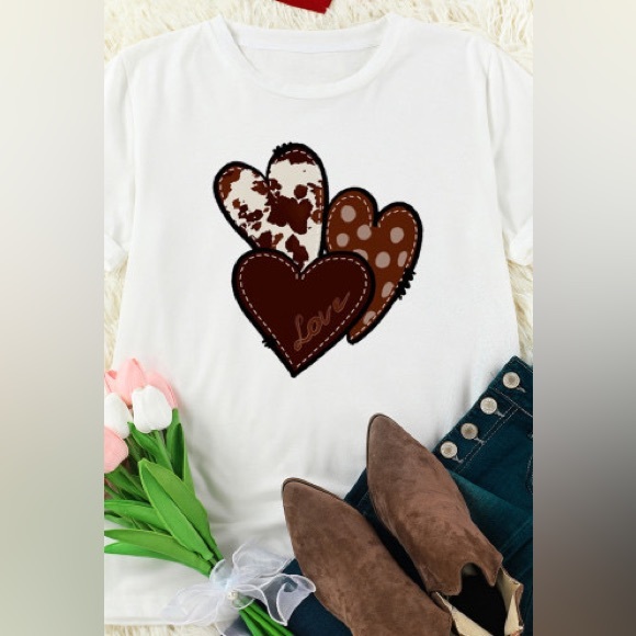 White Animal Polka Dot Letter Print Heart Shape Casual Graphic Top - Picture 2 of 6